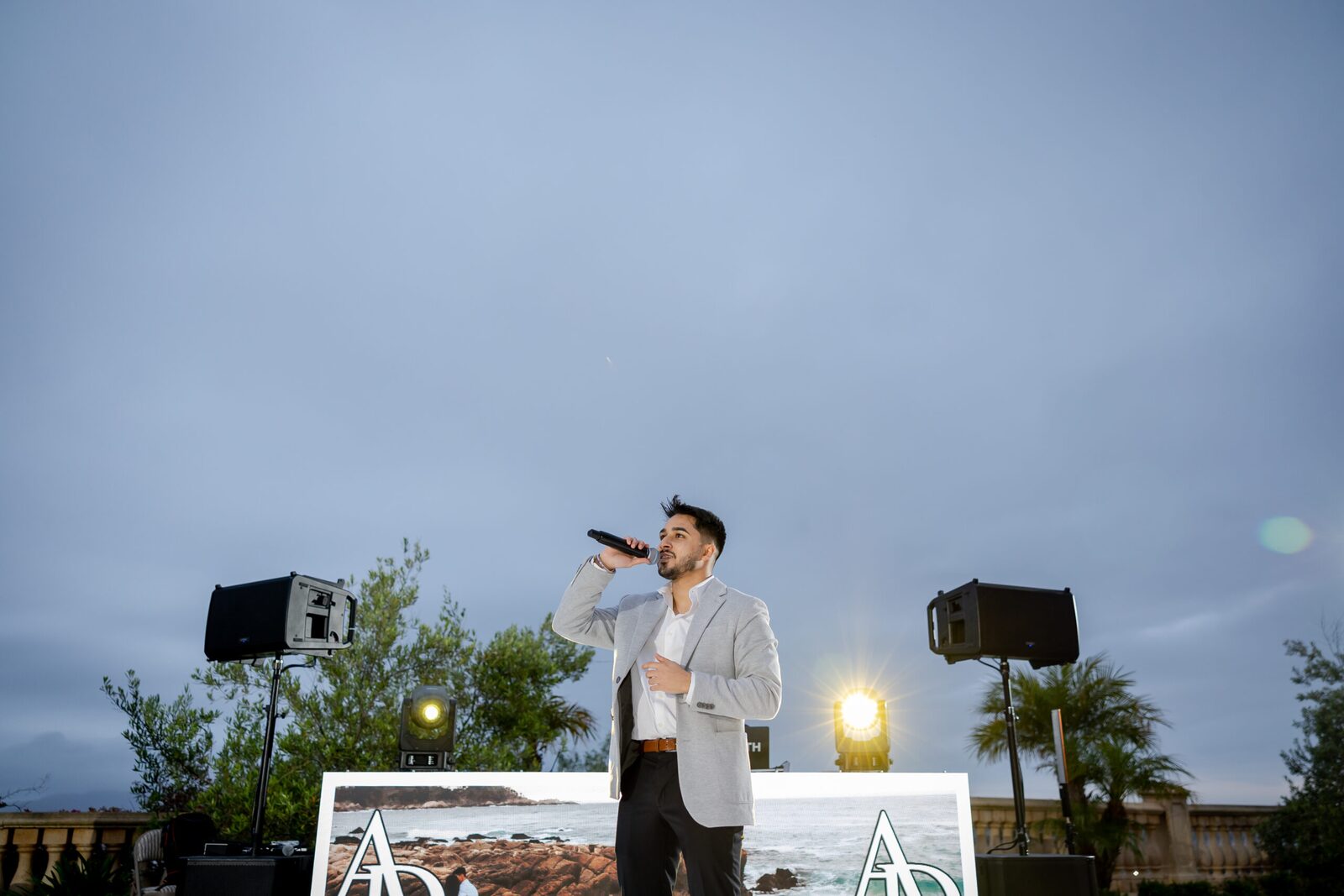 Tuxedo MC hosting a luxury wedding reception
